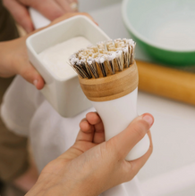 Nellie's Forever Brush