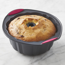 Structure Silicone Fluted Cake Pan in Fuchsia