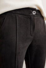 Suede Slim Bootcut Pants (Black)