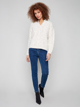 Notch Neck Flex Yarn Sweater- Ecru
