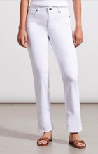 Sophia 5-Pocket Curvy Straight Pant