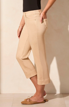 Pull-On Kick Flare Capri