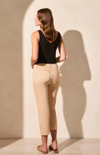 Pull-On Kick Flare Capri