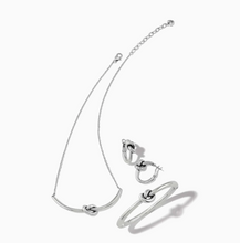 Interlok Single Knot Necklace (Silver)