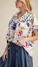 Meadow Bloom Trim Blouse
