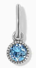 Glitz Highlight Amulet