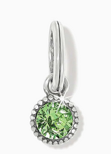Glitz Highlight Amulet