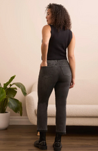Sophia Curvy Microflare Jeans (Black Mist)